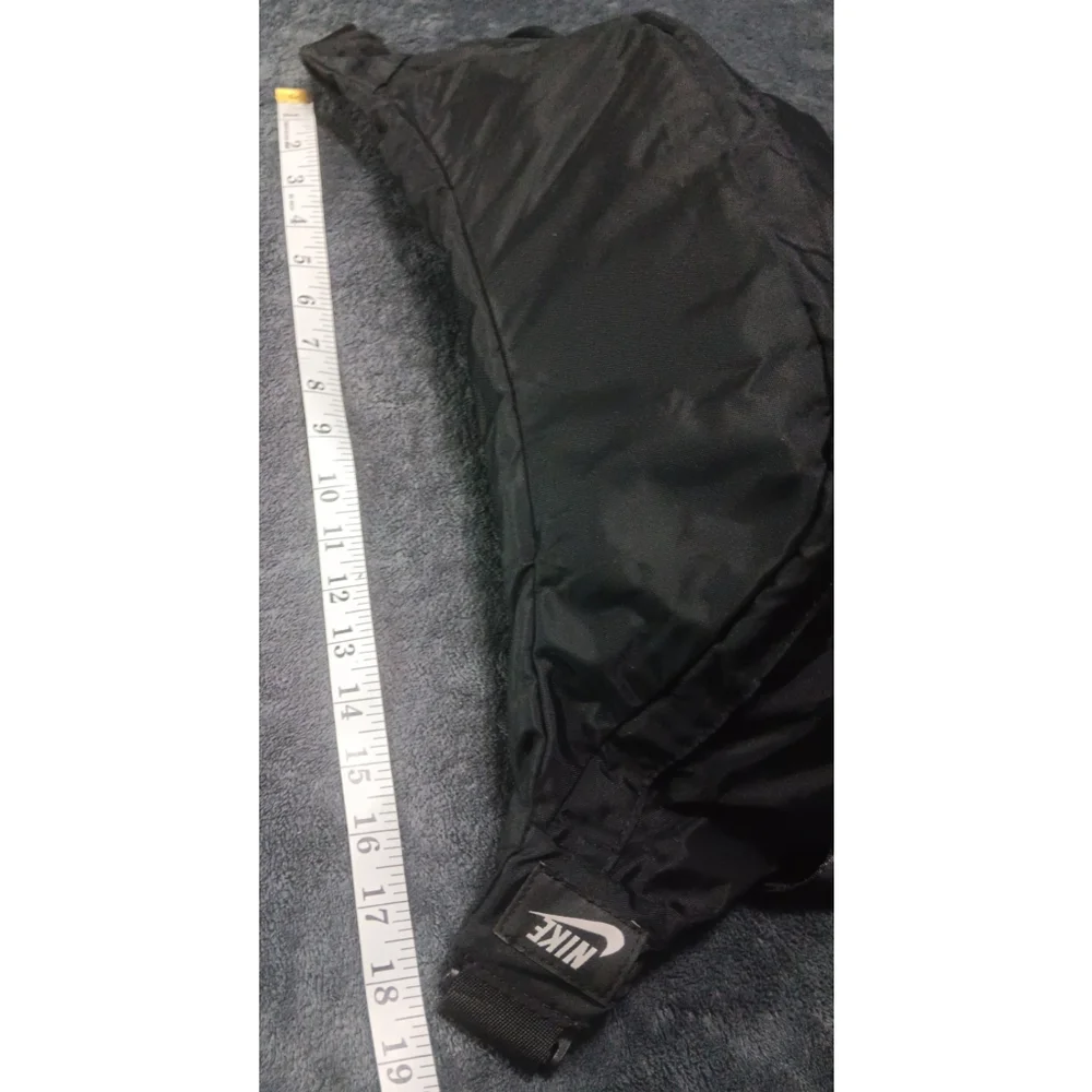 Nike Cresant Cross Body Messenger Sling Bag Black Nylon NWOT - Picture 7 of 9